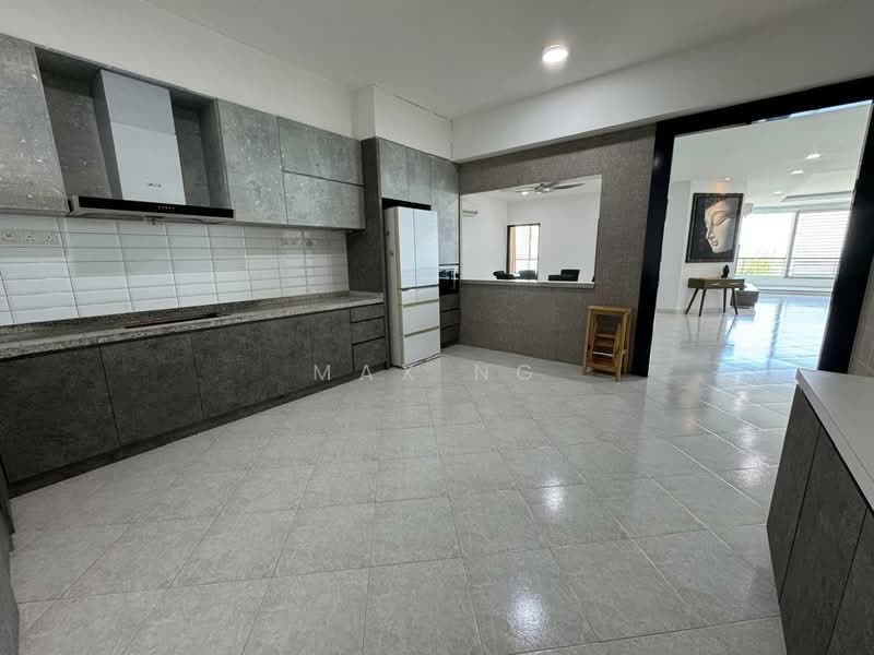 Condominium for Rent at Gurney Beach Resort - Max Ng - Kitchen - PropertyGuru.com.my