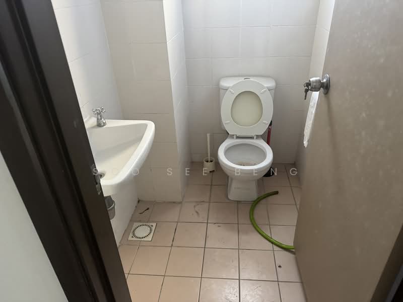 Office for Rent in Petaling Jaya (Selangor) - Soo See Beng - Bathroom - PropertyGuru.com.my