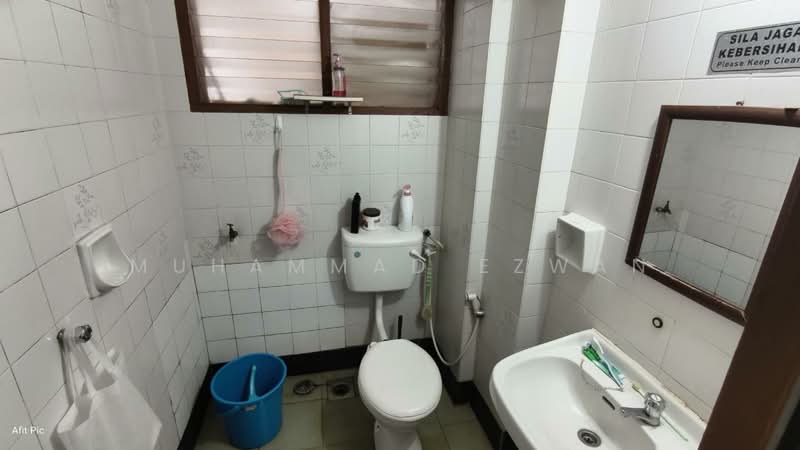 Pangsapuri untuk Dijual di 1A Pinang - Muhammad Ezwan - Bathroom - PropertyGuru.com.my