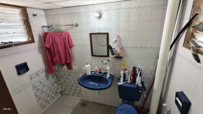 Pangsapuri untuk Dijual di 1A Pinang - Muhammad Ezwan - Bathroom - PropertyGuru.com.my