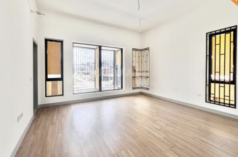 2-storey Terraced House for Sale in Elmina (Shah Alam) - Wong See How - Living Room - PropertyGuru.com.my