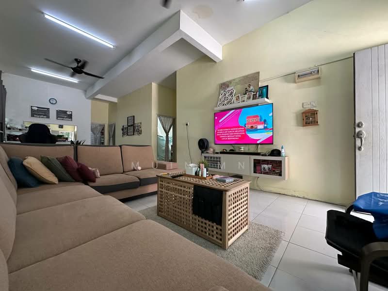 Taman Meru Makmur untuk Untuk Dijual - RM 485,000, Apr 2026 - Living Room - PropertyGuru.com.my