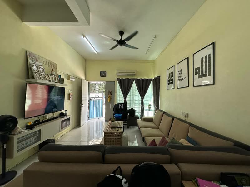 Taman Meru Makmur untuk Untuk Dijual - RM 485,000, Apr 2026 - Living Room - PropertyGuru.com.my