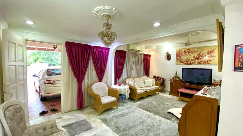 2-storey Terraced House for Sale in Kajang (Selangor) - Noraini Dahan - Living Room - PropertyGuru.com.my