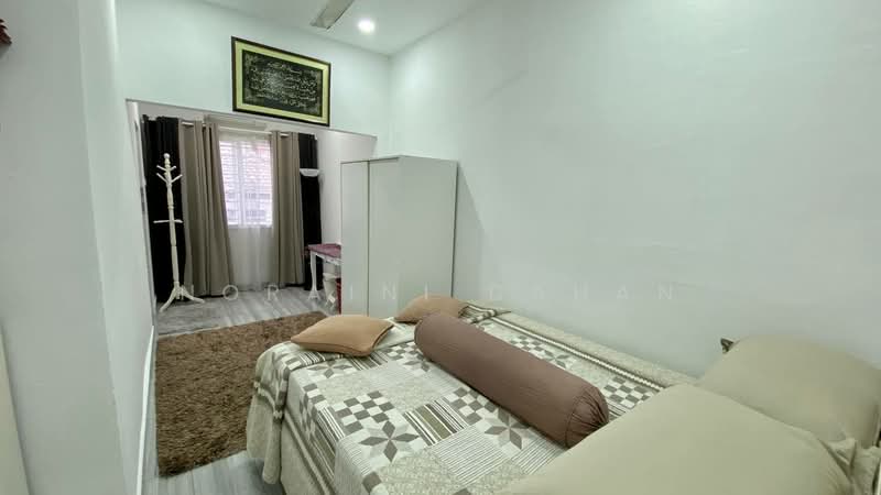 2-storey Terraced House for Sale in Kajang (Selangor) - Noraini Dahan - Bedroom - PropertyGuru.com.my