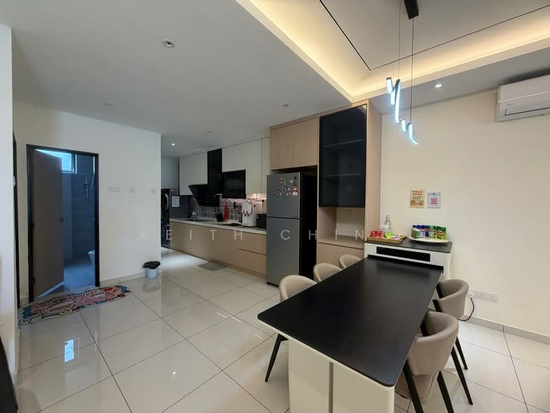 Danga Sutera untuk Untuk Dijual - RM 1,100,000, Apr 2026 - Kitchen - PropertyGuru.com.my