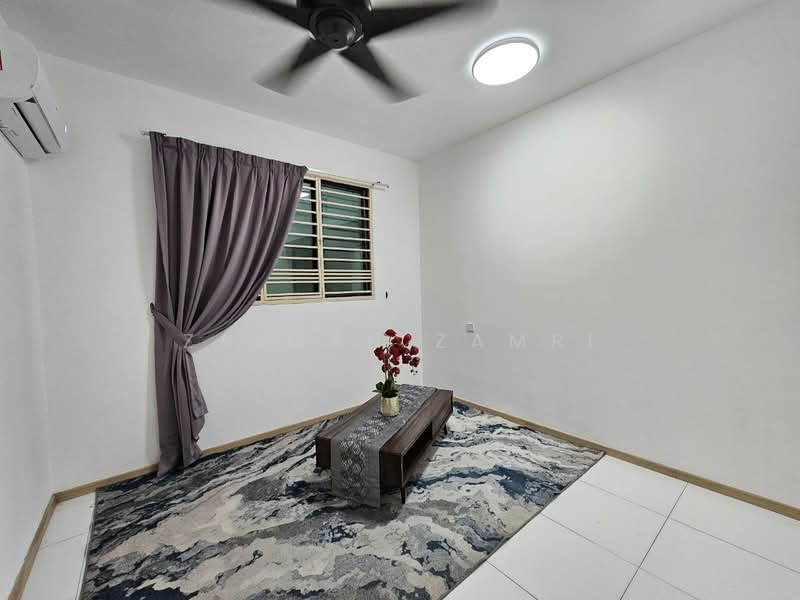 Service Residence for Rent at Vista Alam Serviced Apartment - Zaimah Zamri - Living Room - PropertyGuru.com.my