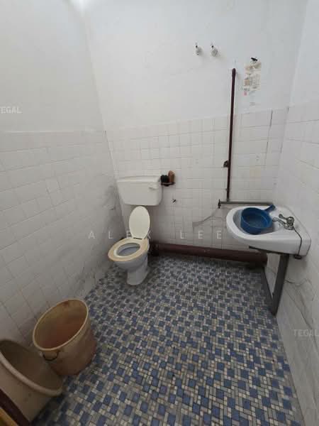 Kota Raja untuk Untuk Dijual - RM 450,000, Apr 2026 - Bathroom - PropertyGuru.com.my