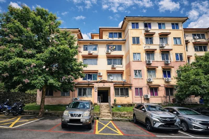 saujana apartment untuk Untuk Dijual - RM 265,000, Apr 2026 - Exterior - PropertyGuru.com.my