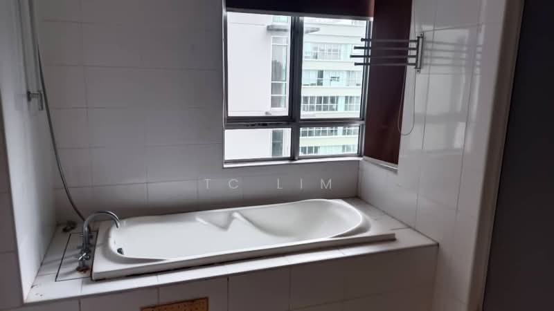 Kondominium untuk Dijual di Solaris Dutamas - TC Lim - Bathroom - PropertyGuru.com.my