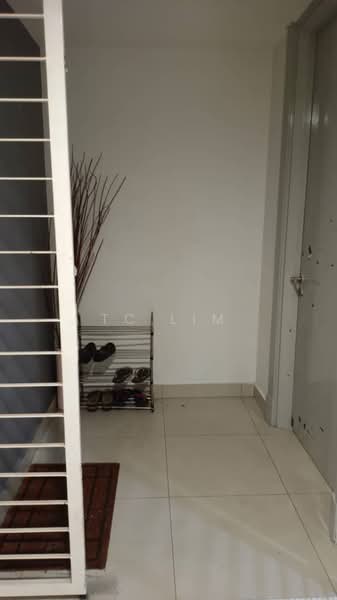 Kondominium untuk Dijual di Solaris Dutamas - TC Lim - Entrance - PropertyGuru.com.my