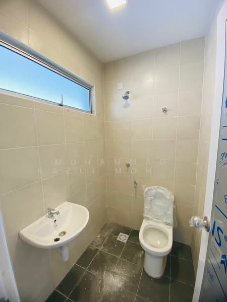 1-storey Terraced House for Rent in Port Dickson (Negeri Sembilan) - Muhammad Nazli Mohd Amin - Bathroom - PropertyGuru.com.my