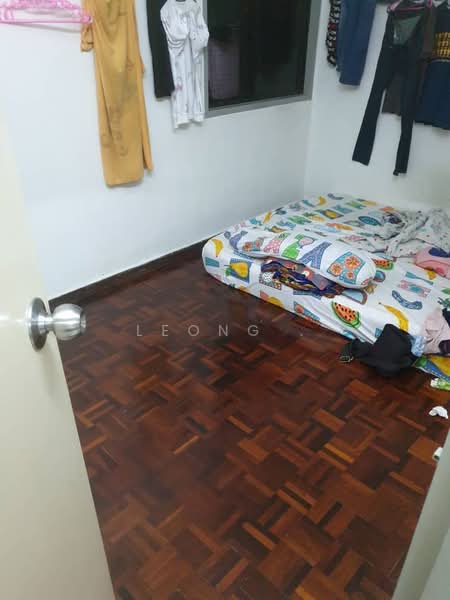 Rumah Flat untuk Dijual di Medan Angsana (Farlim 2) - Leong . - Bedroom - PropertyGuru.com.my