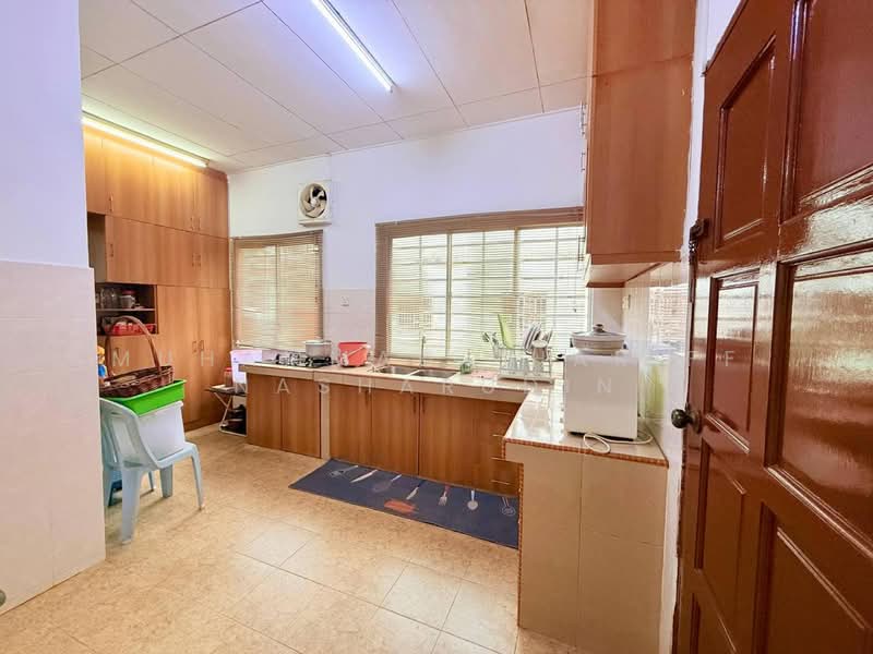Bandar Seremban Selatan untuk Untuk Dijual - RM 530,000, Apr 2026 - Kitchen - PropertyGuru.com.my