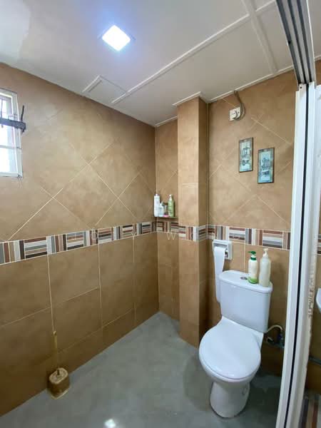 Townhouse for Rent in Bukit Jalil (Kuala Lumpur) - Joey Wong - Bathroom - PropertyGuru.com.my