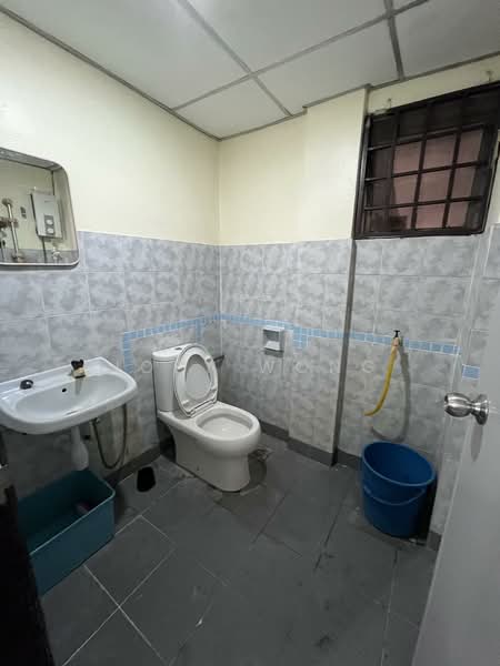 Townhouse for Rent in Bukit Jalil (Kuala Lumpur) - Joey Wong - Bathroom - PropertyGuru.com.my