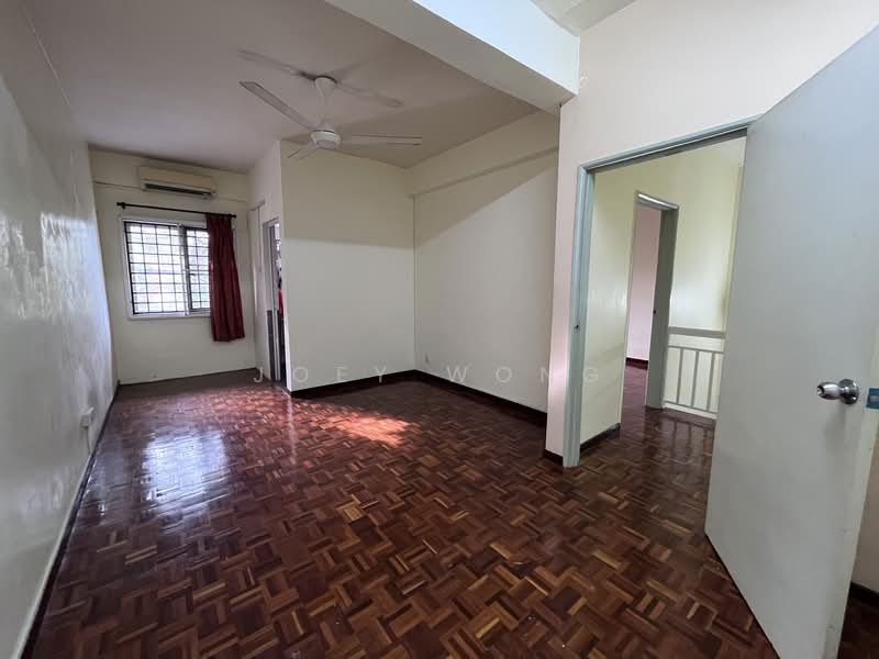 Townhouse for Rent in Bukit Jalil (Kuala Lumpur) - Joey Wong - Living Room - PropertyGuru.com.my