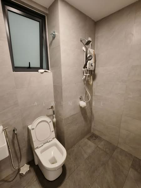 Service Residence for Rent at SUNSURIA FORUM SERVICED APARTMENT - Alwin Lee - Bathroom - PropertyGuru.com.my