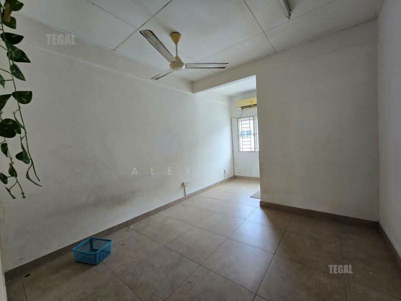 Bandar Puteri Klang untuk Untuk Dijual - RM 650,000, Apr 2026 - Interior - PropertyGuru.com.my