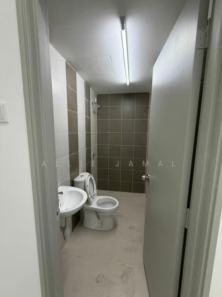 Service Residence for Rent at Residensi Emas - Allie Jamal - Bathroom - PropertyGuru.com.my