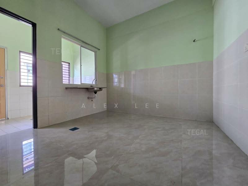 Bandar Puteri Klang untuk Untuk Dijual - RM 650,000, Apr 2026 - Kitchen - PropertyGuru.com.my