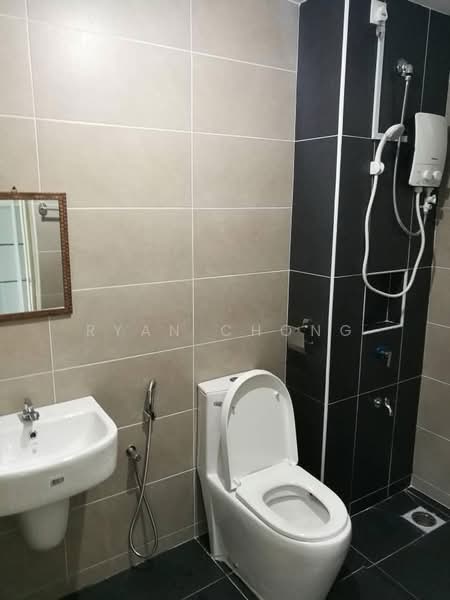 Service Residence for Rent at D'Putra Suites - Ryan Chong - Bathroom - PropertyGuru.com.my