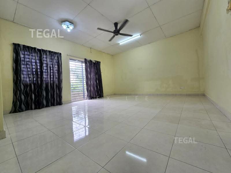 Terraced House for Sale in Bandar Puteri Klang (Klang) - Alex Lee - Living Room - PropertyGuru.com.my