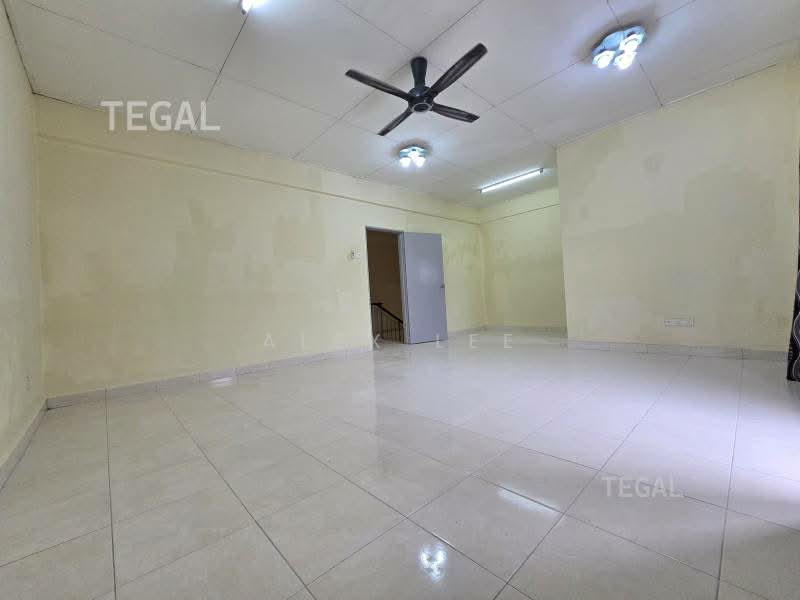 Terraced House for Sale in Bandar Puteri Klang (Klang) - Alex Lee - Living Room - PropertyGuru.com.my
