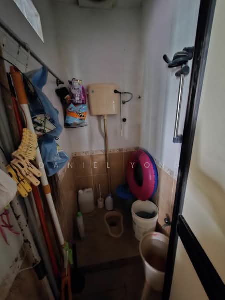 Rumah Teres 1 Tingkat untuk Dijual di Taman Ungku Tun Aminah (Skudai) - Daniel Yong - Bathroom - PropertyGuru.com.my