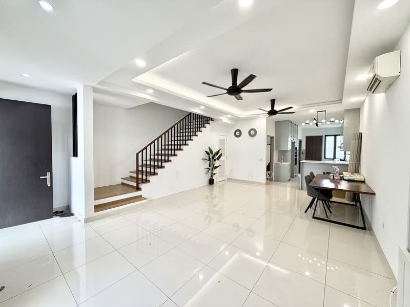 Terraced House for Sale in Elmina (Shah Alam) - Alif Saad - Living Room - PropertyGuru.com.my