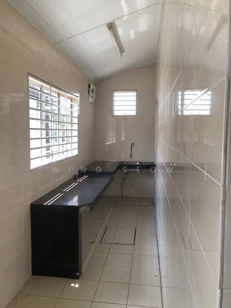 1-storey Terraced House for Rent in Bandar Sri Damansara (Selangor) - Wing Seow - Kitchen - PropertyGuru.com.my
