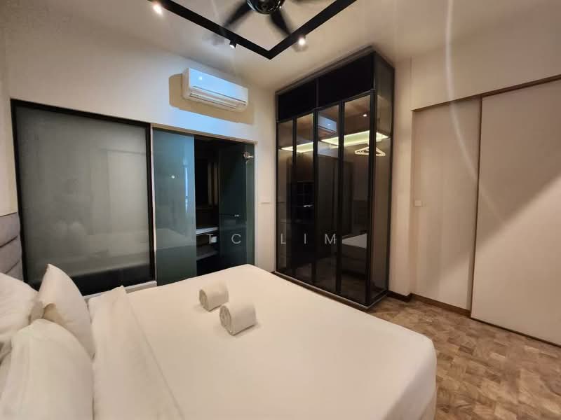 Service Residence for Sale at Expressionz Professional Suites - TC Lim - Bedroom - PropertyGuru.com.my