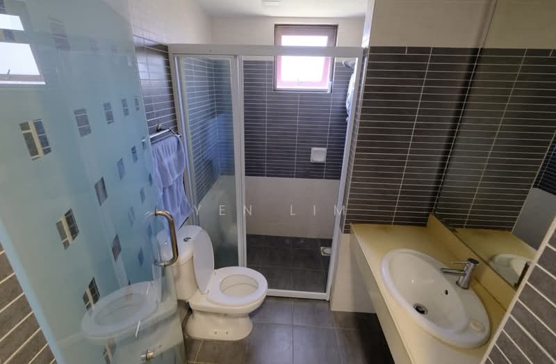 Kondominium untuk Dijual di Savanna Condominium - Yen Lim - Bathroom - PropertyGuru.com.my