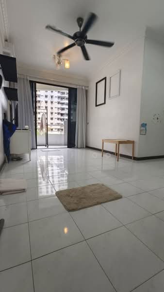 Taman Seri Sari (Sunshine Garden) untuk Untuk Dijual - RM 280,000, Apr 2026 - Living Room - PropertyGuru.com.my