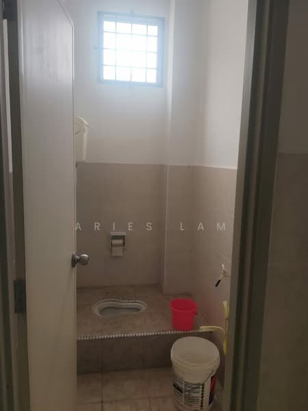 Shop / Office for Rent in Johor Bahru (Johor) - Aries Lam - Bathroom - PropertyGuru.com.my