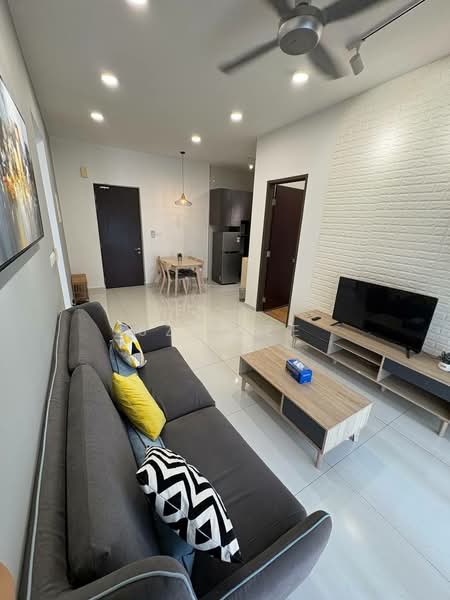 Amberside @ Country Garden Danga Bay untuk Untuk Dijual - RM 500,000, Apr 2026 - Living Room - PropertyGuru.com.my