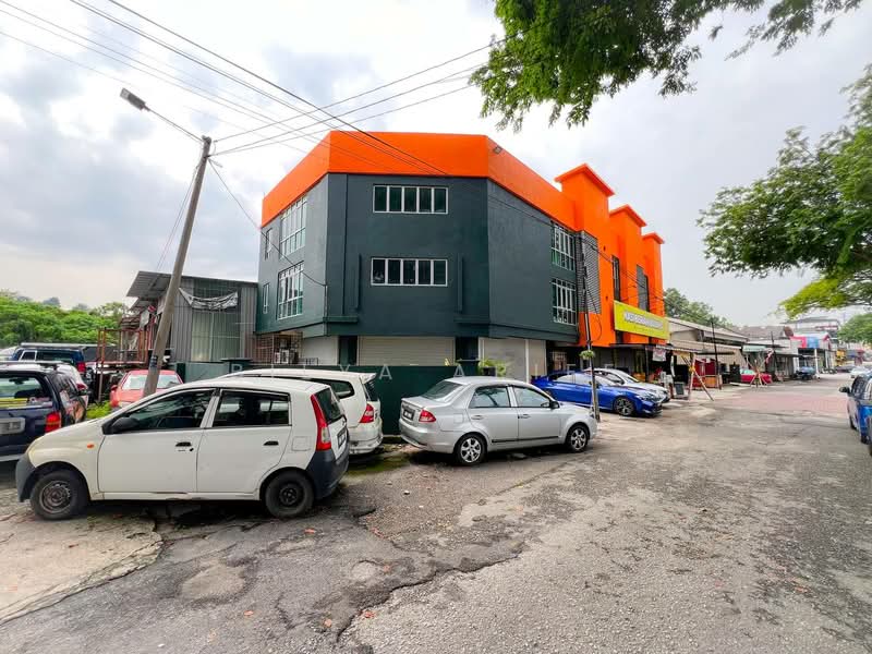 Shop / Office for Sale in Bandar Tun Razak (Cheras) - BILYA ARIFF - Exterior - PropertyGuru.com.my