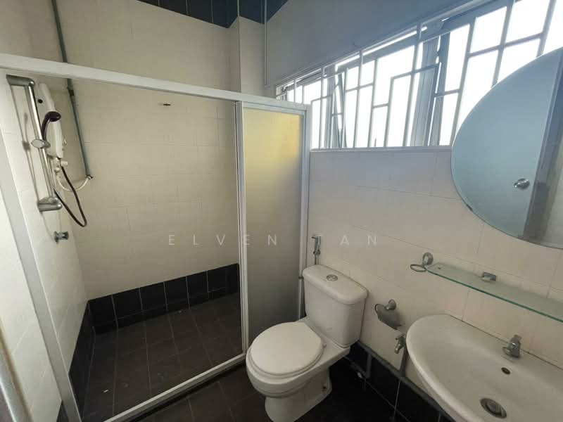 2-storey Terraced House for Rent in BANDAR PUCHONG JAYA (Puchong) - Elven Tan - Bathroom - PropertyGuru.com.my