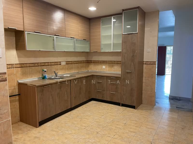 2-storey Terraced House for Rent in BANDAR PUCHONG JAYA (Puchong) - Elven Tan - Kitchen - PropertyGuru.com.my