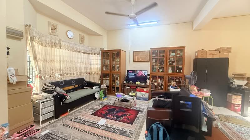 2-storey Terraced House for Sale in Taman Impian Putra (Bangi) - Rosniza Tanidi - Living Room - PropertyGuru.com.my