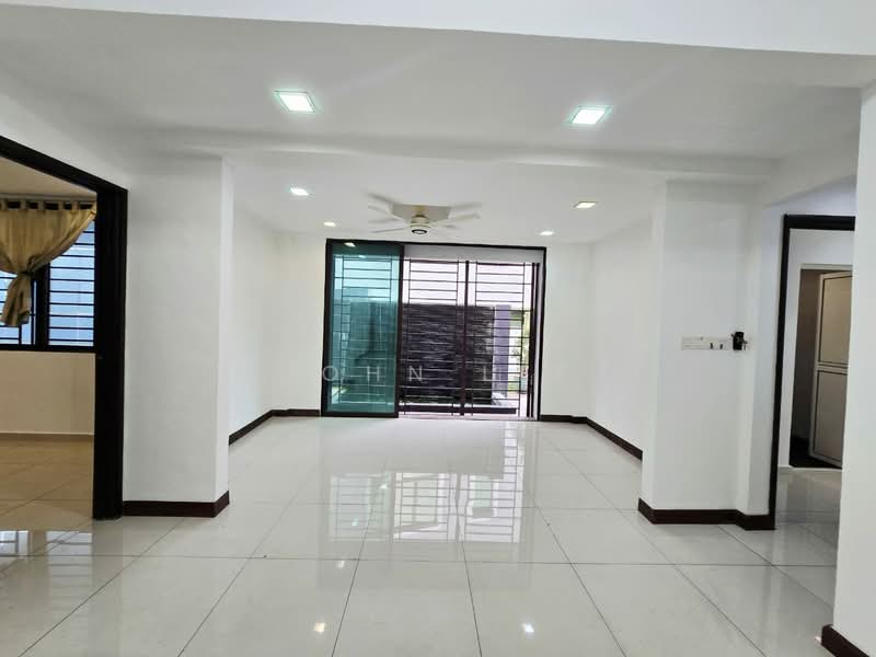 Rumah Teres 2 Tingkat untuk Dijual di Bandar Kinrara Seksyen 8 (Bandar Kinrara) - John Lee - Living Room - PropertyGuru.com.my