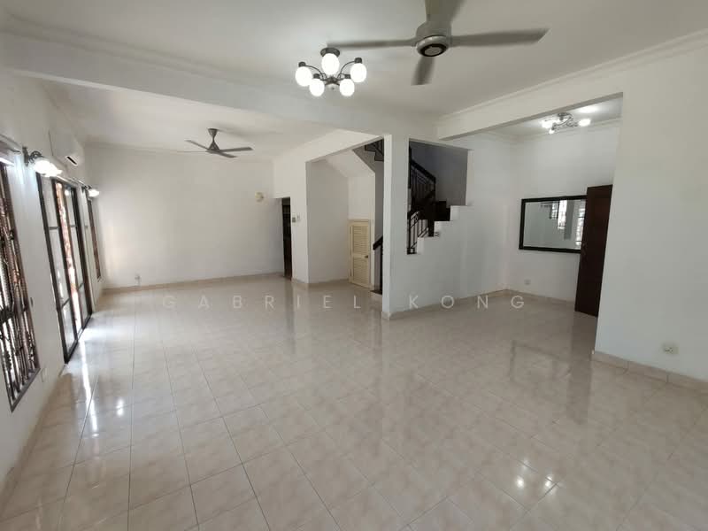 2.5-storey Terraced House for Sale in Presint 16 (Putrajaya) - Gabriel Kong - Living Room - PropertyGuru.com.my