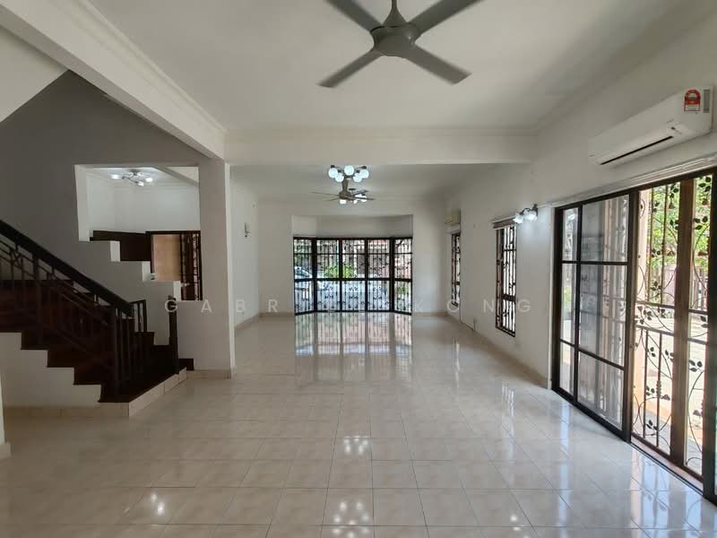 2.5-storey Terraced House for Sale in Presint 16 (Putrajaya) - Gabriel Kong - Living Room - PropertyGuru.com.my