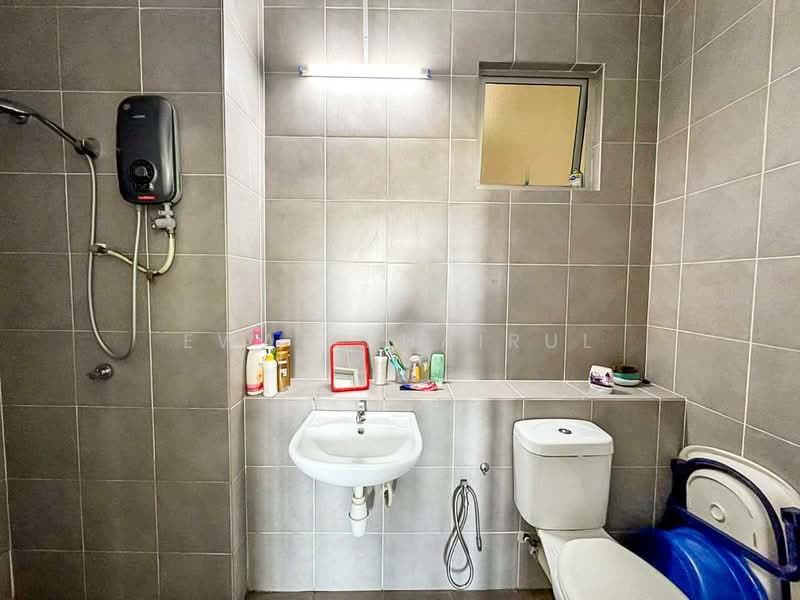 Kondominium untuk Dijual di Residensi Adelia - Ewat Khairul - Bathroom - PropertyGuru.com.my