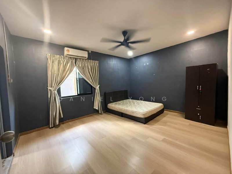 Rumah Banglo untuk Dijual di Kampung Mohd Amin (Johor Bahru) - Daniel Yong - Bedroom - PropertyGuru.com.my