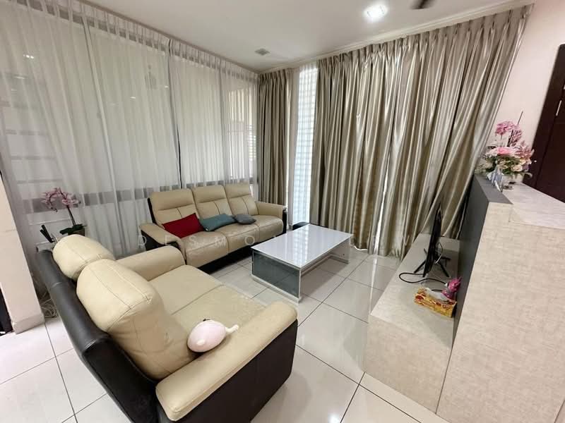 Taman Seri Austin @ Pearl untuk Untuk Dijual - RM 1,000,000, Apr 2026 - Living Room - PropertyGuru.com.my
