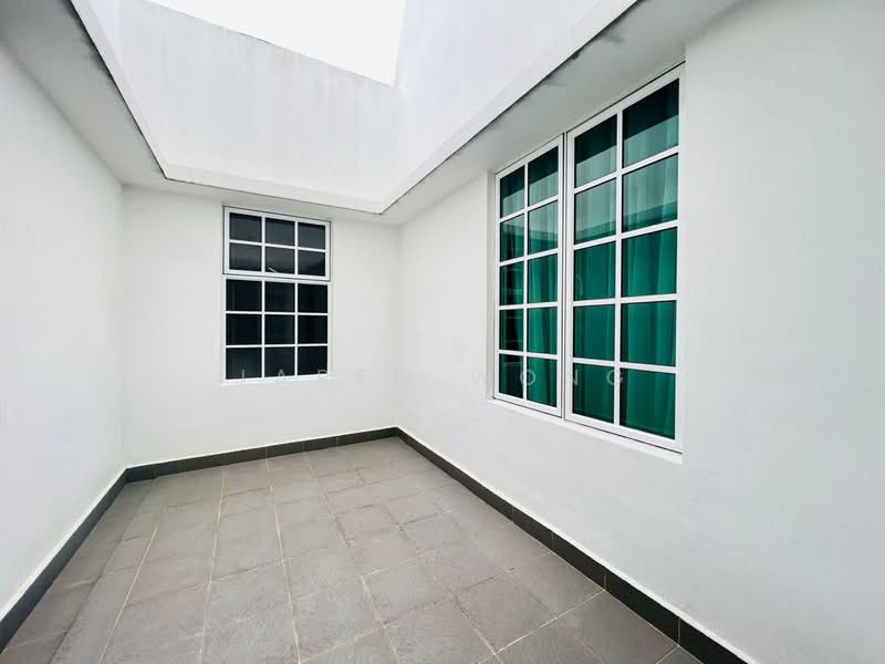 Rumah Teres 2.5 Tingkat untuk Dijual di Cyberjaya (Selangor) - Jared Wong - Exterior - PropertyGuru.com.my