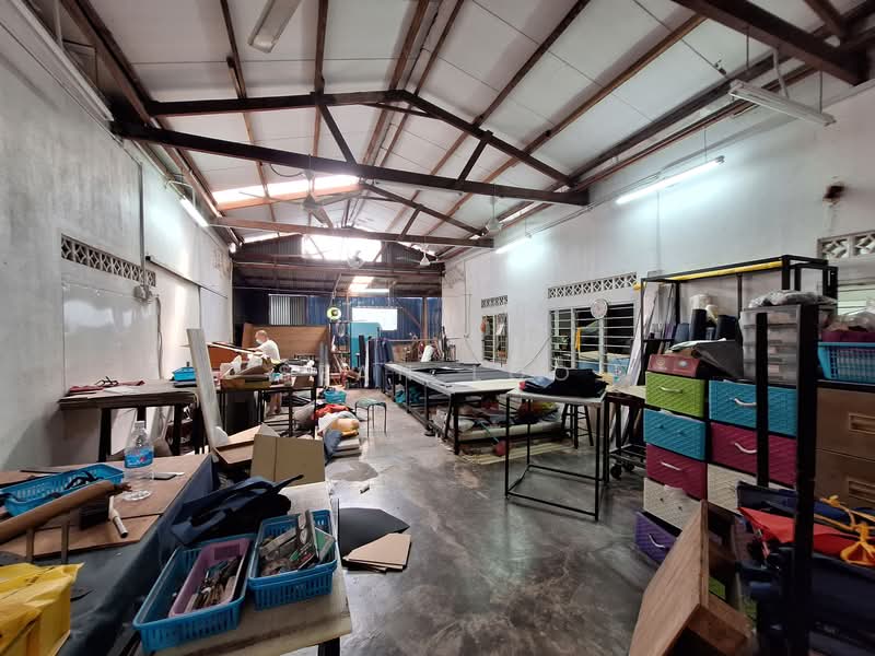 Warehouse for Rent in Taman Cheras Utama (Cheras) - Sean Loo - Interior - PropertyGuru.com.my
