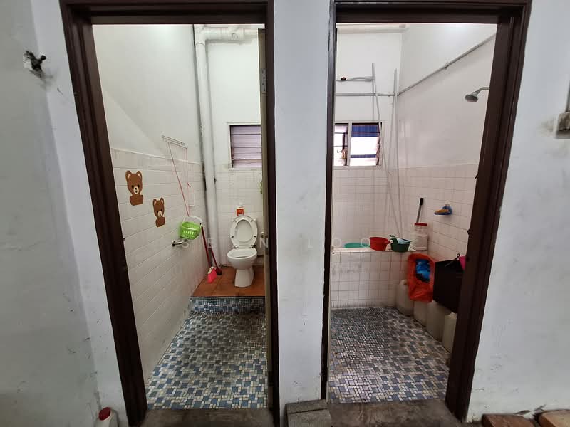 Warehouse for Rent in Taman Cheras Utama (Cheras) - Sean Loo - Bathroom - PropertyGuru.com.my