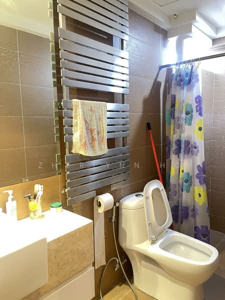 University Place (Plaza Ivory) untuk Untuk Disewa - RM 2,200 /bulan, Apr 2026 - Master Bathroom - PropertyGuru.com.my